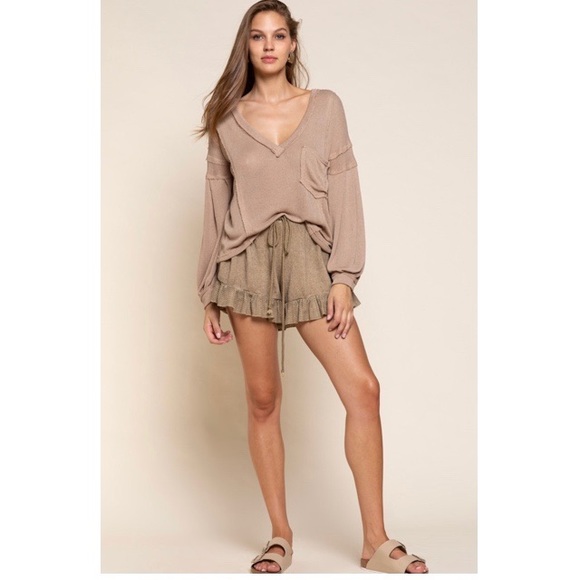 NWT POL Knit Shorts with Ruffle Trim - Picture 8 of 14